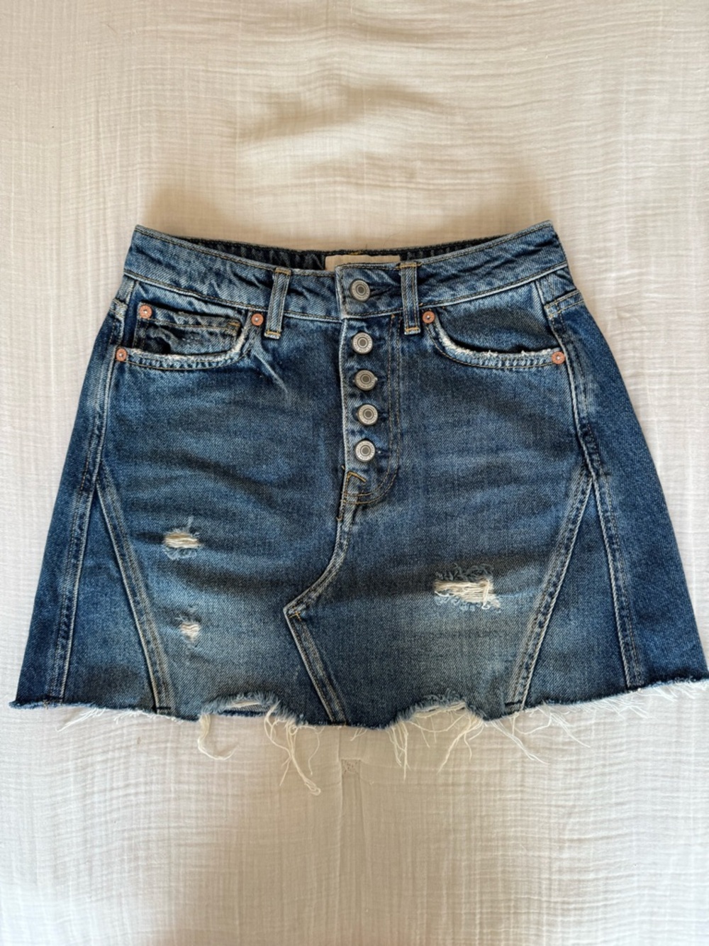 We The Free Distressed Button-Front Denim Mini Skirt in Blue
